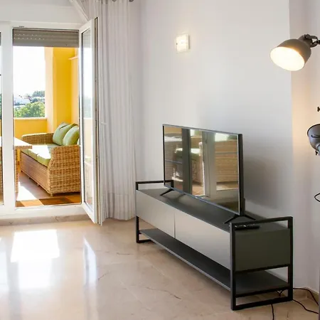 Lyrioshomes Banus-altos Del Rodeo Apartment